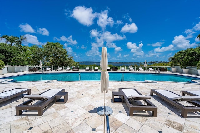 1643 Brickell Ave Unit 1406, Miami, FL 33129 - community pool with a patio area