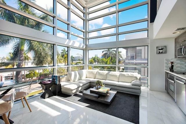 421 Meridian Ave Unit 15, Miami Beach, FL 33139 - photo 1