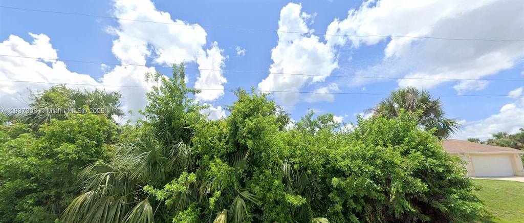 6131 Hendley Ct, Lehigh Acres, FL 33905
