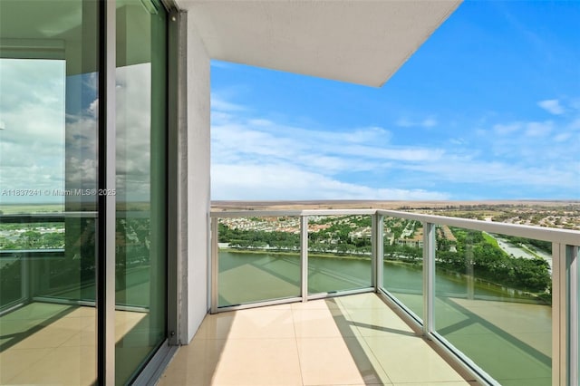 2681 N Flamingo Rd Unit 2508S, Sunrise, FL 33323 - balcony featuring a water view