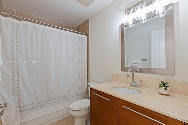 2681 N Flamingo Rd Unit 2508S, Sunrise, FL 33323 - full bath with vanity and shower / bath combo with shower curtain