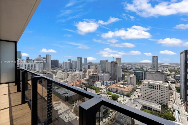398 NE 5th St Unit 3219, Miami, FL 33132 - balcony featuring a view of skyline