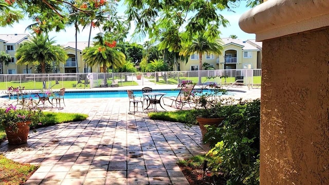 2600 S University Dr Unit 307, Davie, FL 33328 - community pool featuring a patio
