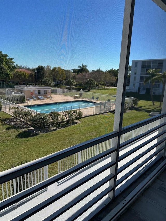 661 N University Dr Unit 1-201, Pembroke Pines, FL 33024 - view of community pool