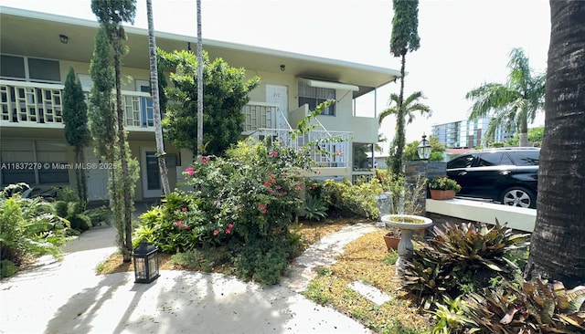 1720 Funston St Unit 111, Hollywood, FL 33020 - view of home's community