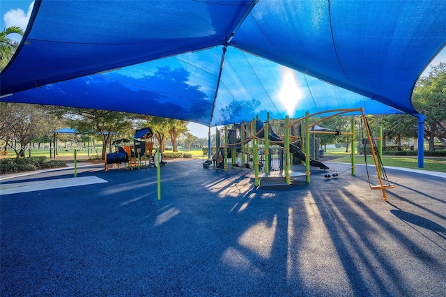 16410 Sapphire Bnd, Weston, FL 33331 - view of community play area