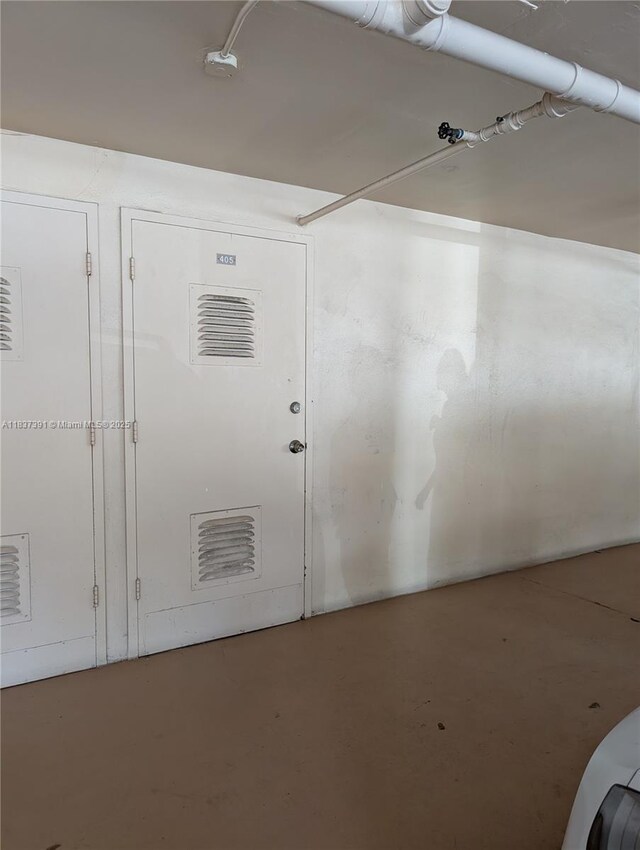6751 Cypress Rd Unit 405, Plantation, FL 33317 - detailed view of finished concrete flooring