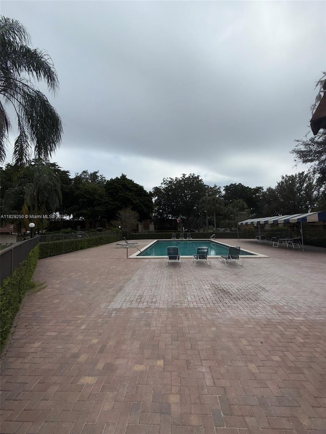 9111 SW 22nd Ct Unit B-3, Davie, FL 33324 - community pool with a patio