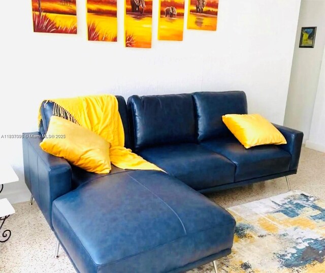 1236 NE 109th St, Miami, FL 33161 - view of living area