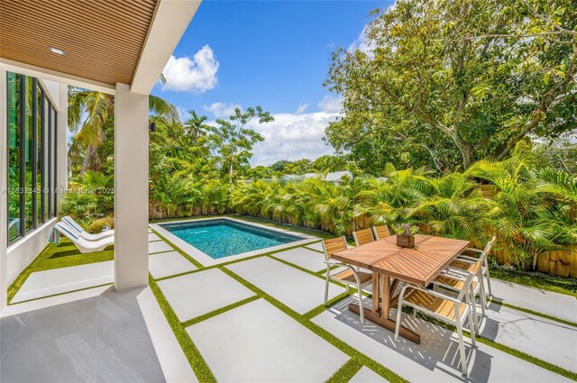 66 NW 50th St, Miami, FL 33127 - photo 48