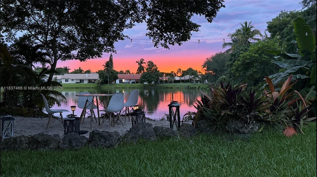 6381 Falconsgate Ave, Davie, FL 33331 - water view