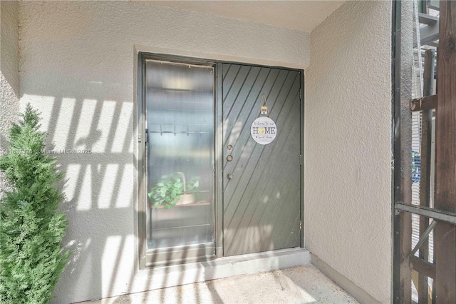 1512 NW 113th Way, Pembroke Pines, FL 33026 - entrance to property featuring stucco siding