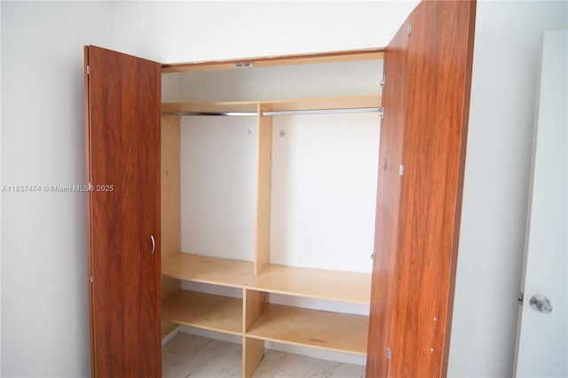 20825 NE 8th Ct Unit 203-19, Miami, FL 33179 - view of closet
