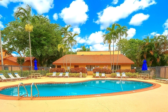 11236 SW 11th St, Pembroke Pines, FL 33025 - community pool with a patio area