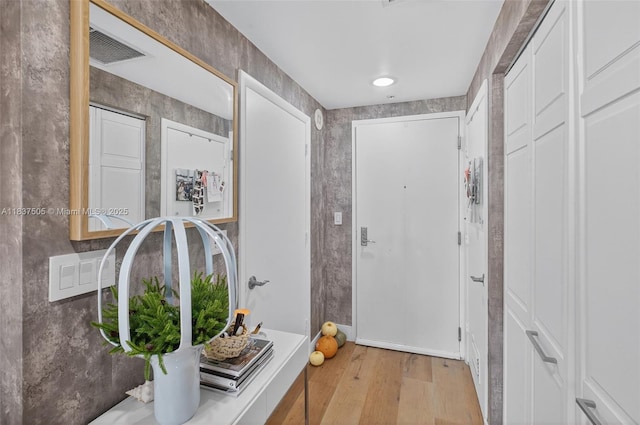 244 Biscayne Blvd Unit 446, Miami, FL 33132 - foyer entrance featuring light wood-style flooring