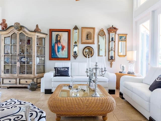 3043 Lakewood Dr, Weston, FL 33332 - view of living room