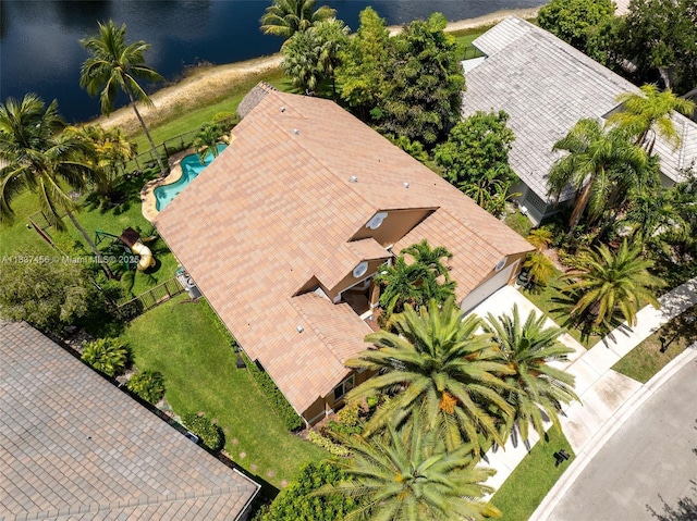 3043 Lakewood Dr, Weston, FL 33332 - aerial view of property and surrounding area featuring a nearby body of water