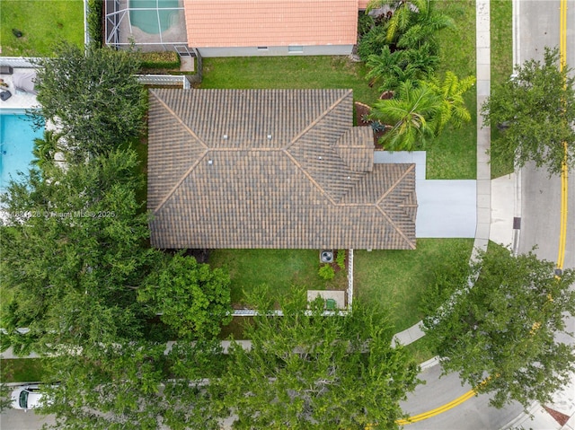 1122 NW 143rd Ave, Pembroke Pines, FL 33028 - view of subject property featuring a pool