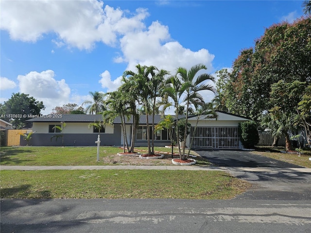 221 SW 53rd Ave, Plantation, FL 33317 - photo 1
