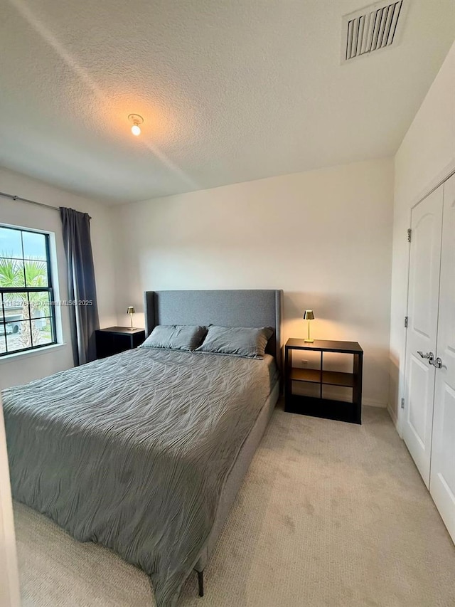 4468 Spruce Ln, Oakland Park, FL 33309 - bedroom featuring carpet floors and baseboards