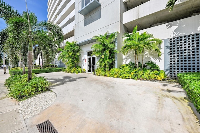 36 NW 6th Ave Unit 701, Miami, FL 33128 - view of concrete driveway