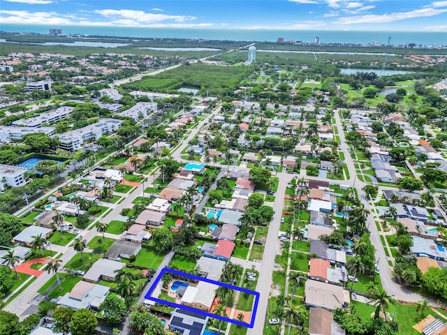 1533 Shenandoah St, Hollywood, FL 33020 - aerial overview of property's location with a large body of water, property parcel outlined, and nearby suburban area