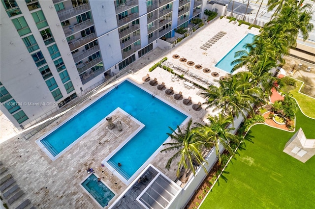 335 S Biscayne Blvd Unit 3108, Miami, FL 33131 - aerial view of a pool