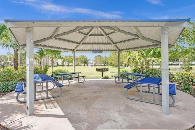 5963 Royal Way, Tamarac, FL 33321 - surrounding community with a gazebo and a patio area