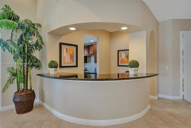 5963 Royal Way, Tamarac, FL 33321 - welcome area featuring arched walkways and recessed lighting