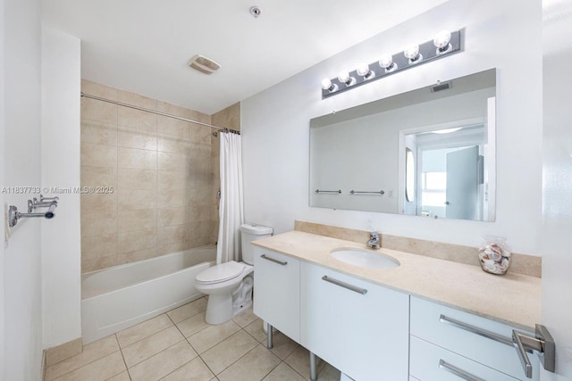 1900 N Bayshore Dr Unit 4111, Miami, FL 33132 - bathroom with vanity, tile patterned floors, and shower / tub combo with curtain