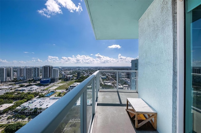 1900 N Bayshore Dr Unit 4111, Miami, FL 33132 - balcony featuring a view of city