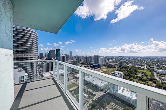 1900 N Bayshore Dr Unit 4111, Miami, FL 33132 - balcony featuring a city view