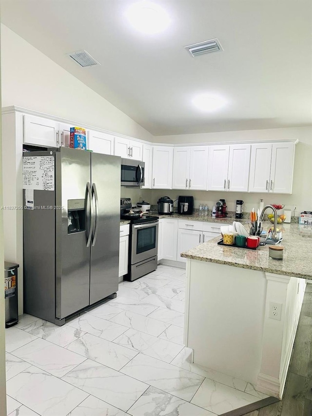 2524 NE 5th Ave, Cape Coral, FL 33909 - photo 7