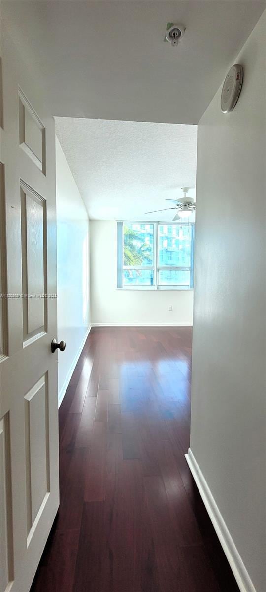 2000 N Bayshore Dr Unit 509, Miami, FL 33137 - hallway featuring wood finished floors