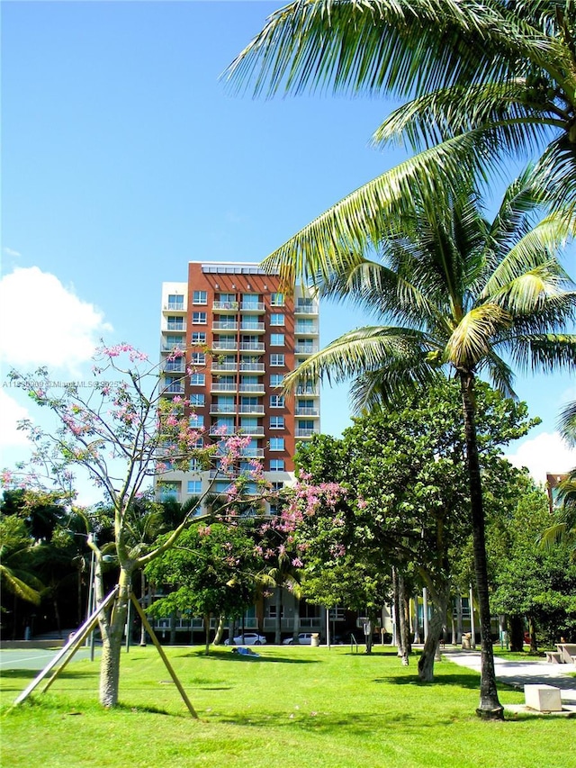 2000 N Bayshore Dr Unit 509, Miami, FL 33137 - view of apartment building / complex