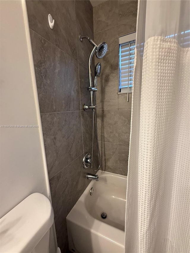 8878 SW 59th St, Cooper City, FL 33328 - full bath with toilet and shower / tub combo with curtain