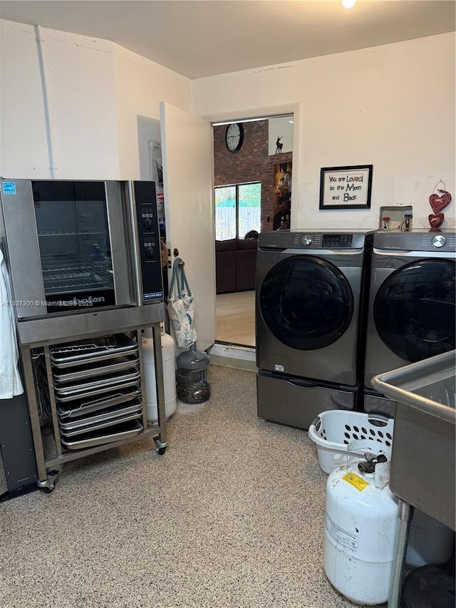 8878 SW 59th St, Cooper City, FL 33328 - laundry area with separate washer and dryer