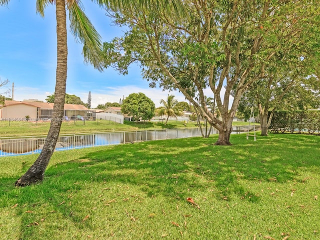 321 NW 93rd Ave, Pembroke Pines, FL 33024 - view of yard featuring a water view
