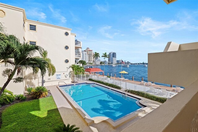 341 N Birch Rd Unit 216, Fort Lauderdale, FL 33304 - photo 10