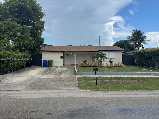 2855 SW 10th St, Fort Lauderdale, FL 33312 - ranch-style home with concrete driveway