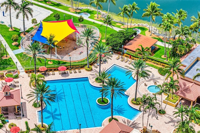 19480 SW 39th Ct, Miramar, FL 33029 - community pool with a gazebo
