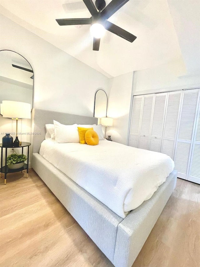 936 Pennsylvania Ave Unit 101, Miami Beach, FL 33139 - bedroom featuring light wood-style floors and a ceiling fan