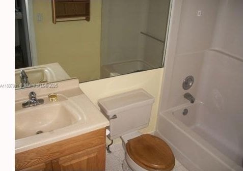 7921 Southgate Blvd Unit D5, North Lauderdale, FL 33068 - bathroom with vanity and washtub / shower combination
