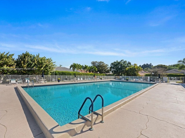 4024 Summer Chase Ct, Lake Worth, FL 33467 - community pool with a patio