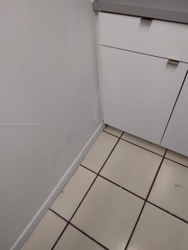 1305 W 46th St Unit 230, Hialeah, FL 33012 - detailed view