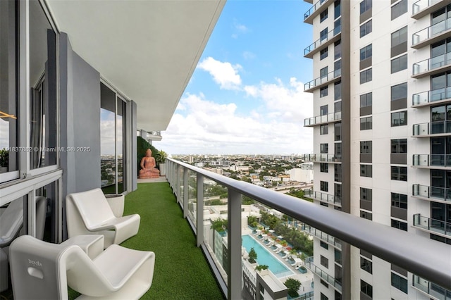 1010 SW 2nd Ave Unit Lph04, Miami, FL 33130 - balcony featuring view of pool and a city view