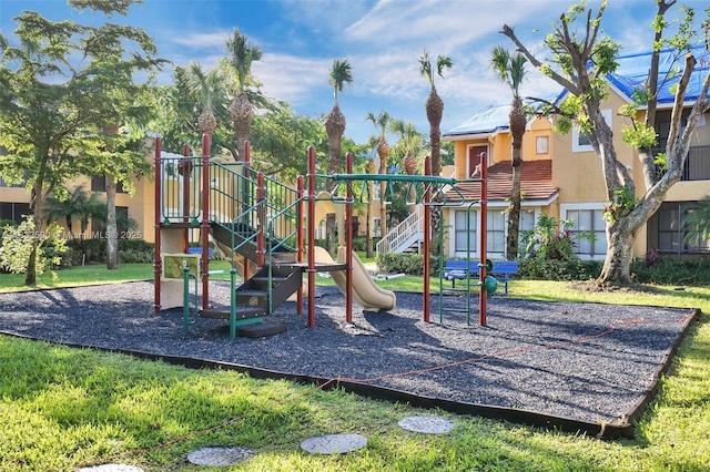 15560 SW 104th Ter Unit 611, Miami, FL 33196 - view of communal playground