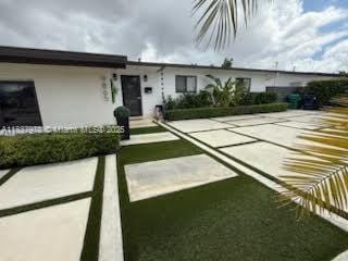 9865 SW 16th St, Miami, FL 33165 - photo 1