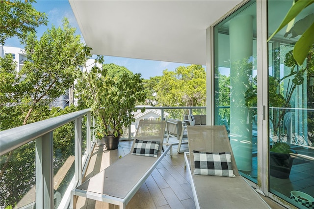 720 NE 62nd St Unit 301, Miami, FL 33138 - view of balcony