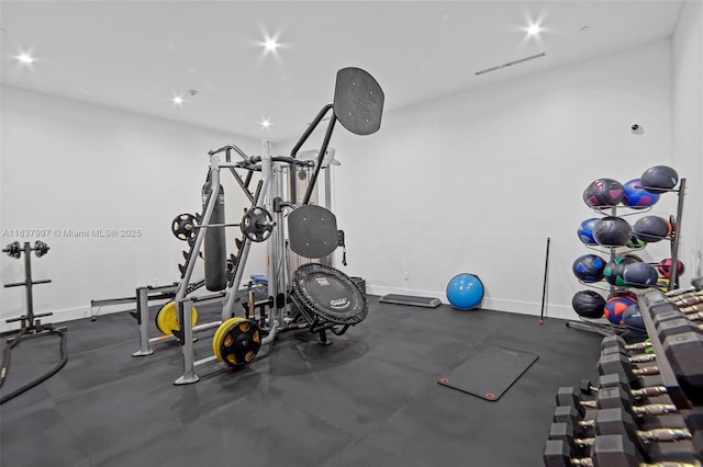 801 Brickell Key Blvd Unit 2006, Miami, FL 33131 - workout room featuring baseboards and recessed lighting
